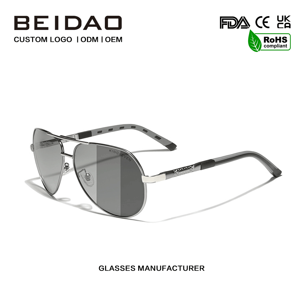 2026 Gafas de sol de moda UV400 con montura de aleación que cambian de color de diseñador