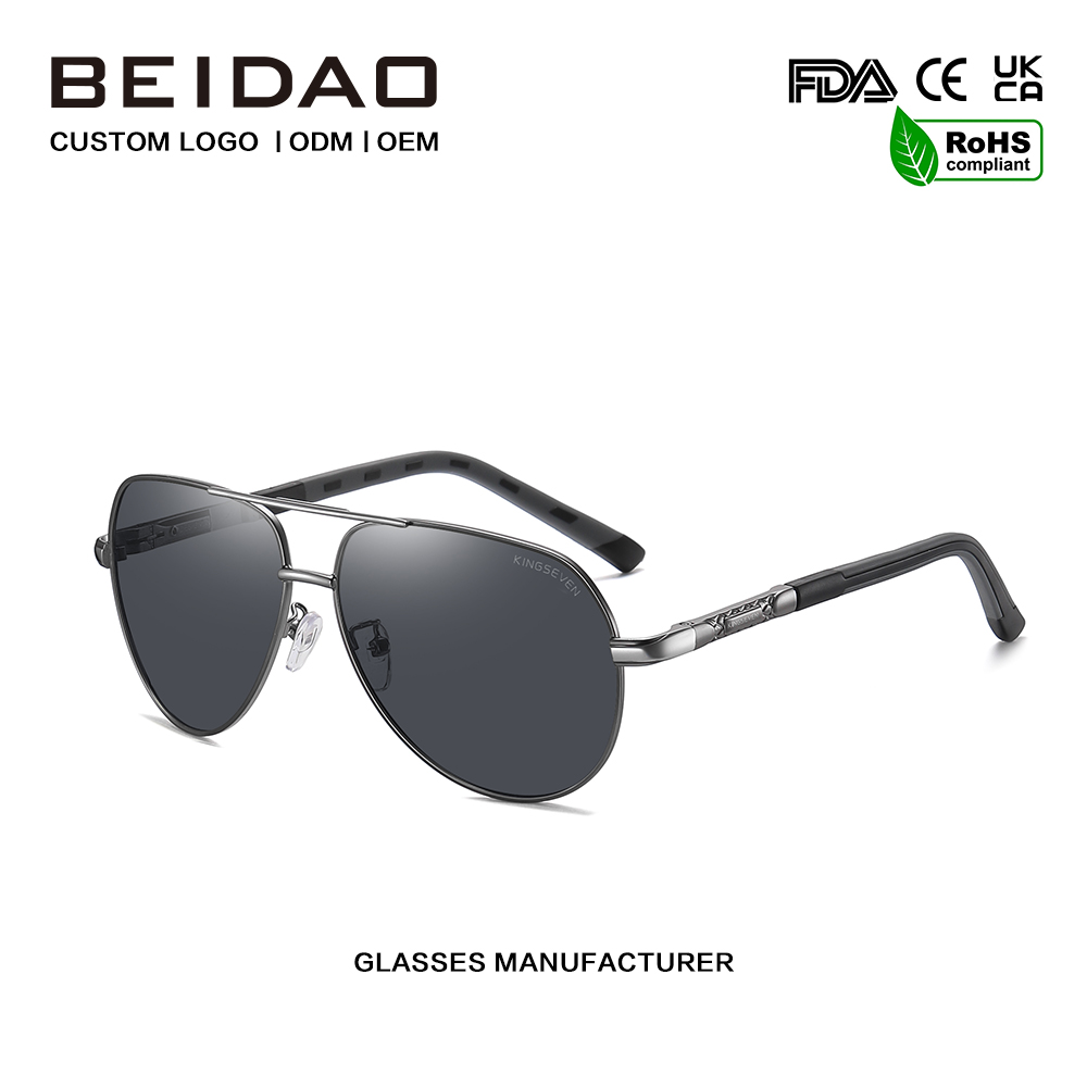 ¿Por qué las gafas de sol de aluminio de primera calidad tienen un precio de entre 500 y 1250 dólares y cómo se comparan con las monturas de acetato y titanio?