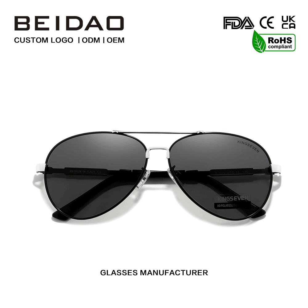 Gafas de sol polarizadas de aluminio con montura completa y lentes de policarbonato